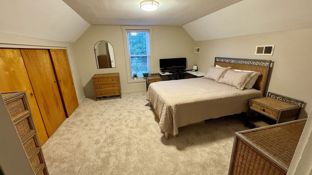 Photo of Bedroom in Oxford