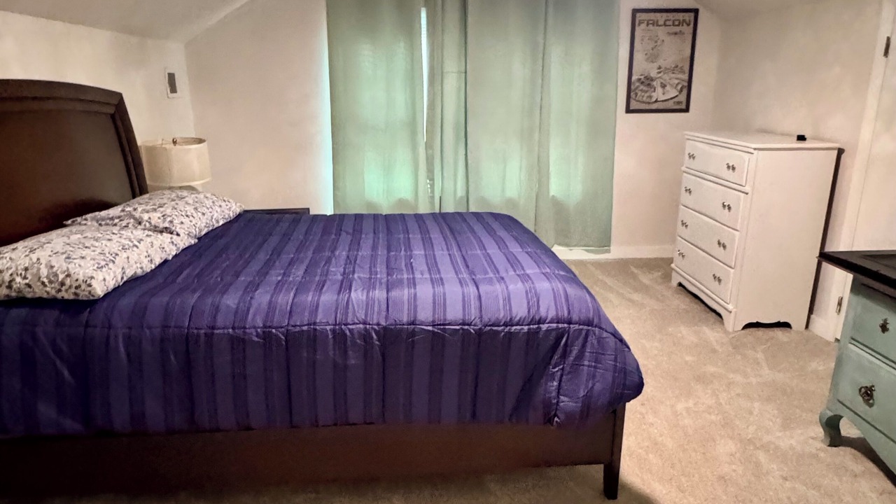 Photo of Bedroom in Apex