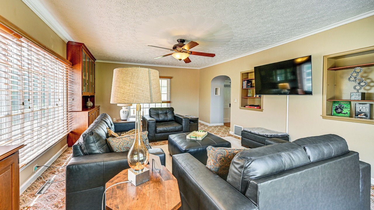 Photo of Livingroom in Somerdale
