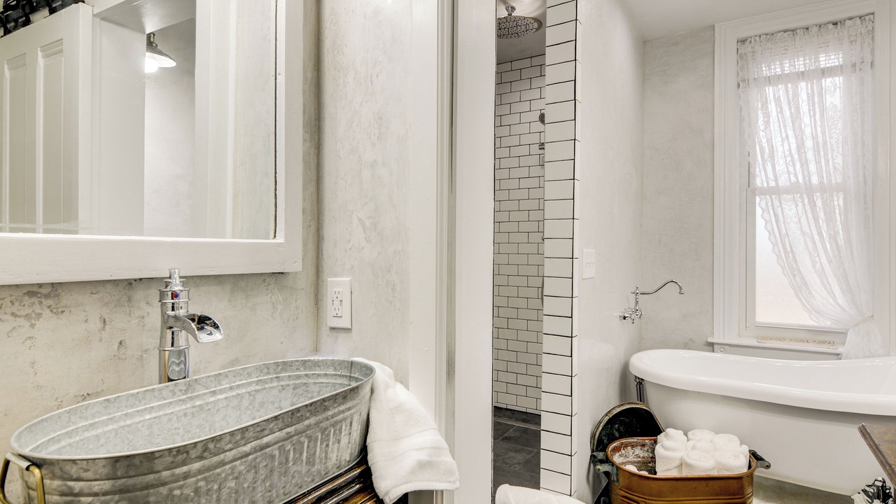 Photo of Bathroom in Richfield