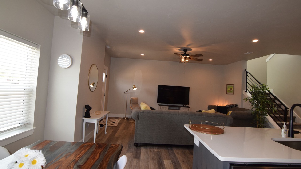 Photo of Livingroom in Ammon