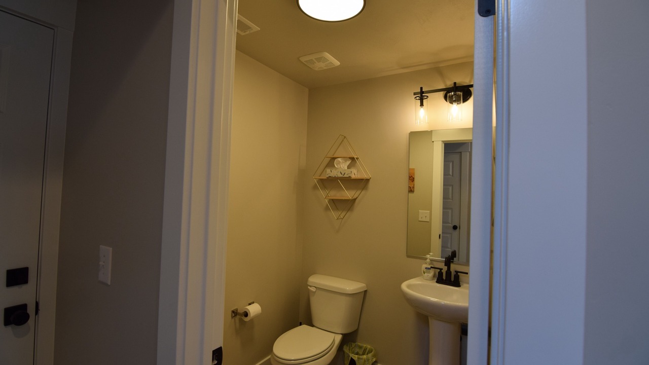 Photo of Bathroom in Ammon