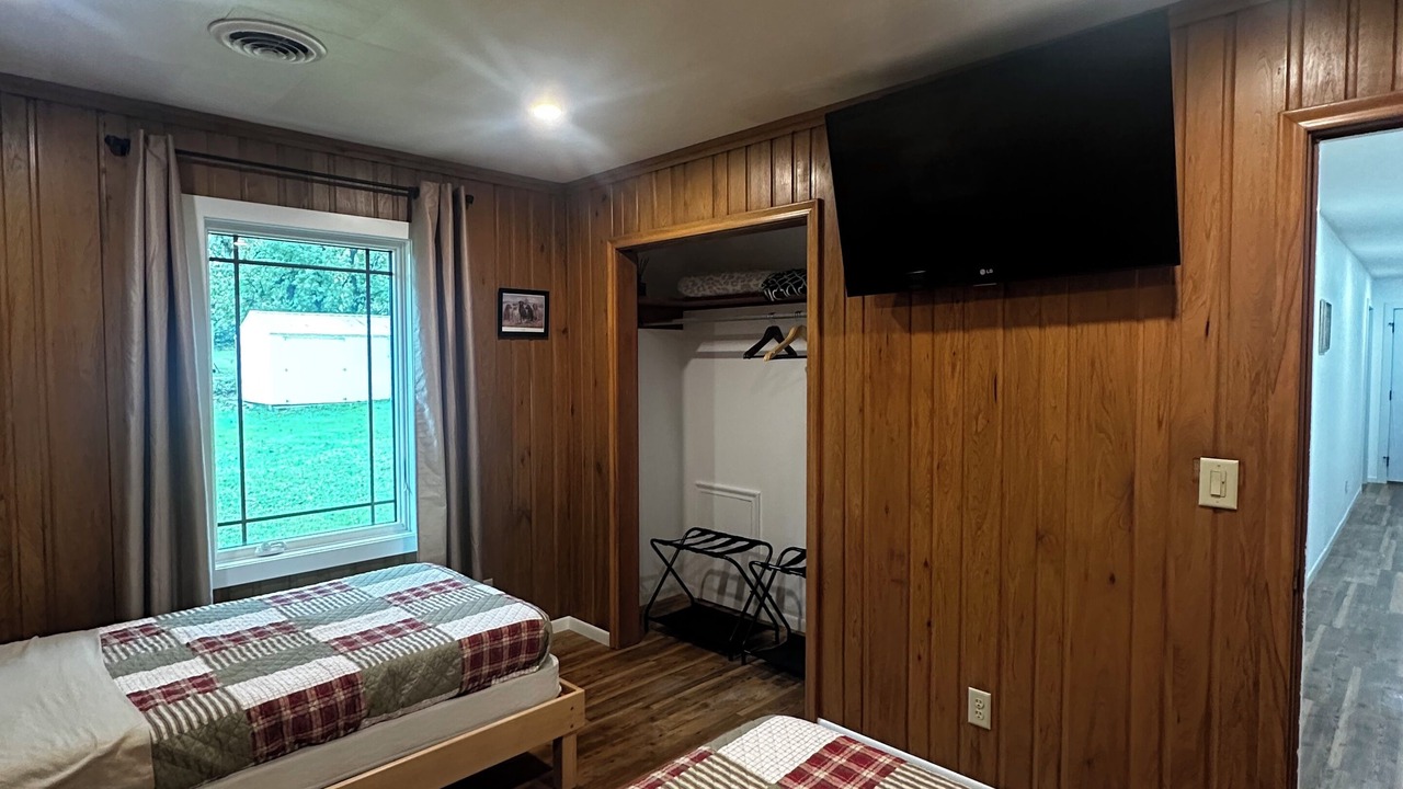 Photo of Bedroom in Eureka