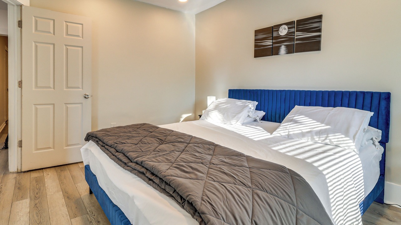 Photo of Bedroom in Detroit