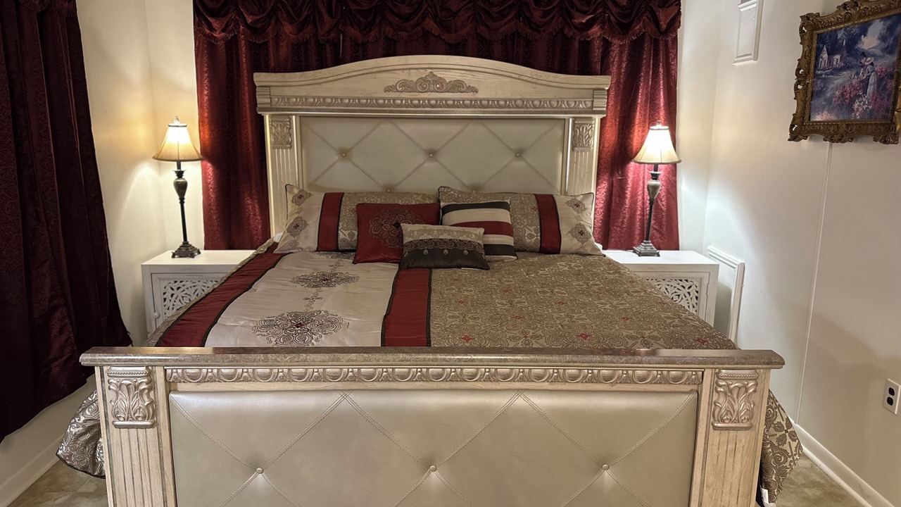 Photo of Bedroom in Brookhaven