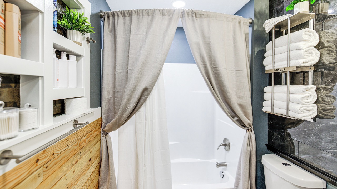 Photo of Bathroom in University District
