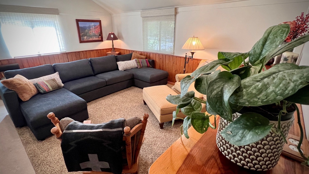Photo of Livingroom in Snowbird