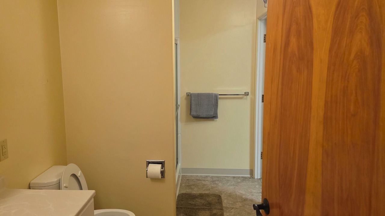 Photo of Bathroom in Circle