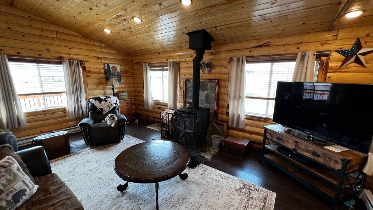 Photo of Livingroom in Whitehall