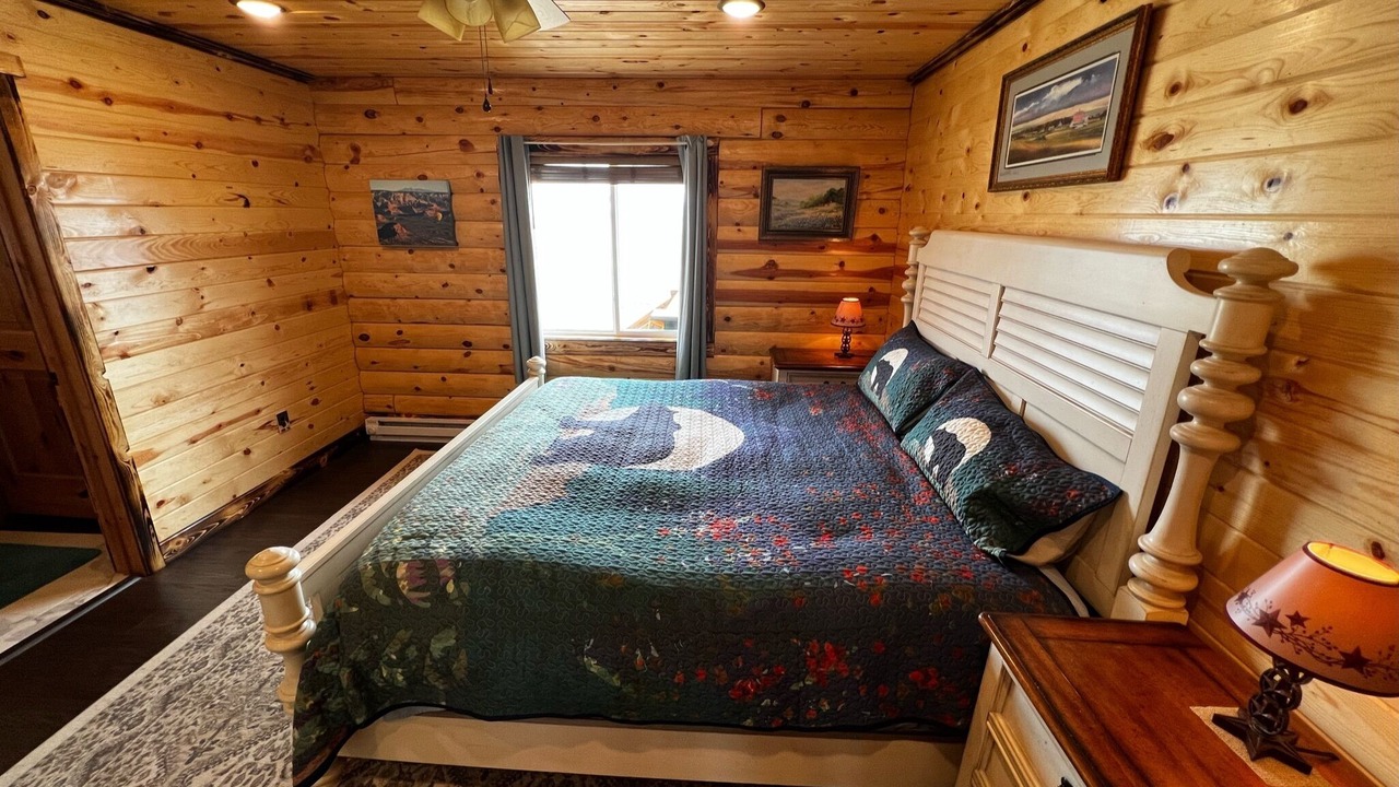 Photo of Bedroom in Whitehall