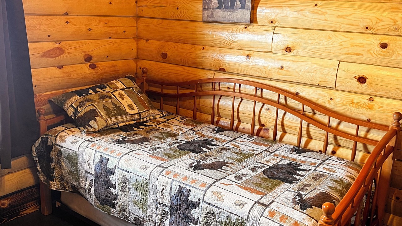 Photo of Bedroom in Whitehall