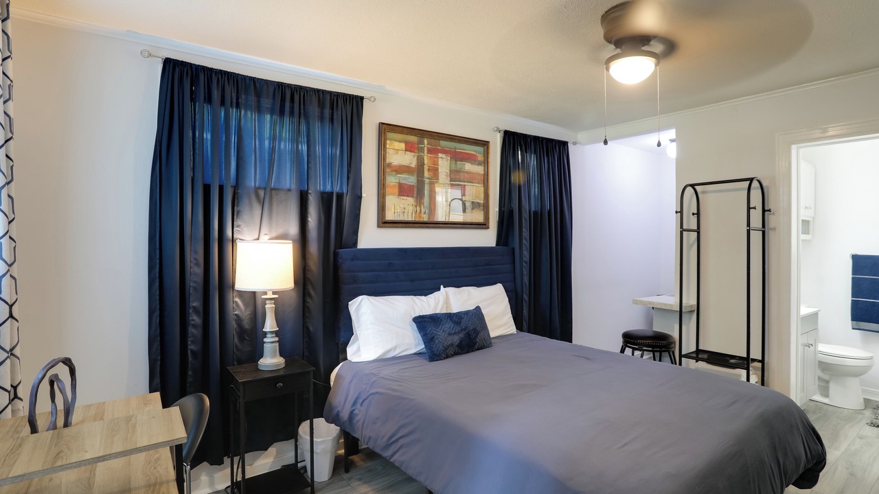 Photo of Bedroom in Greenwood
