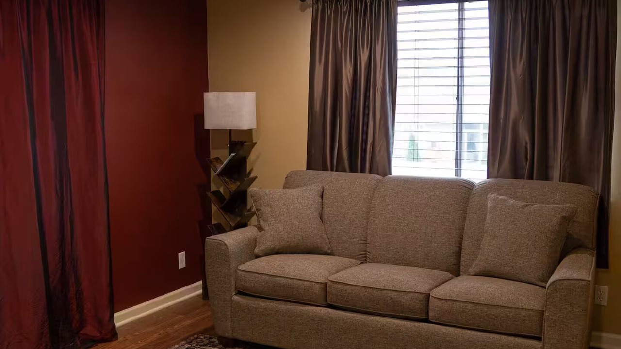 Photo of Livingroom in Newburgh