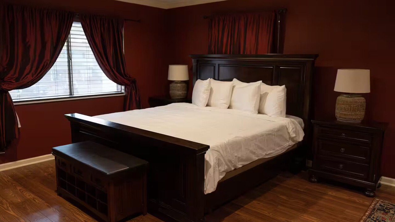 Photo of Bedroom in Newburgh