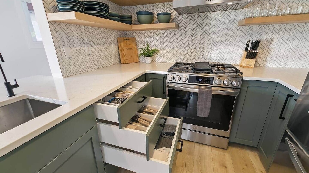Photo of Kitchen in Depot Bench