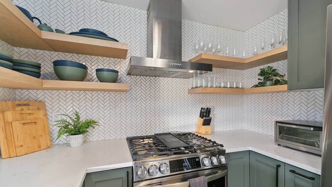 Photo of Kitchen in Depot Bench