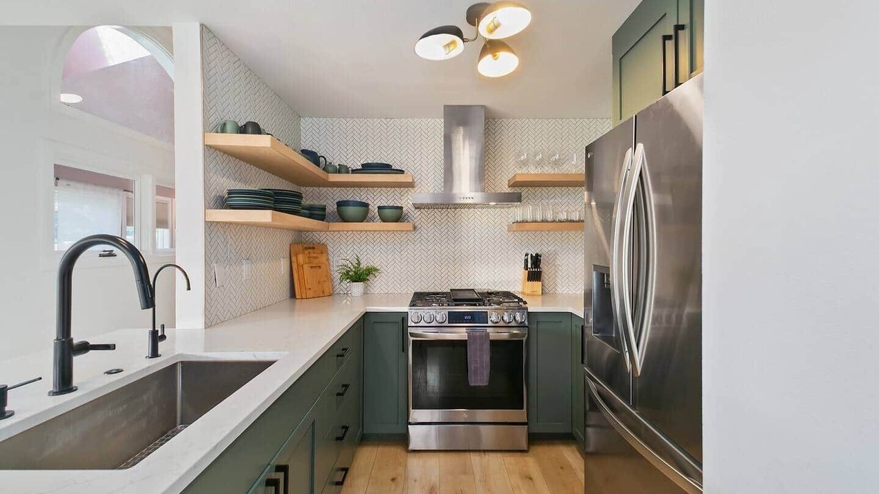 Photo of Kitchen in Depot Bench