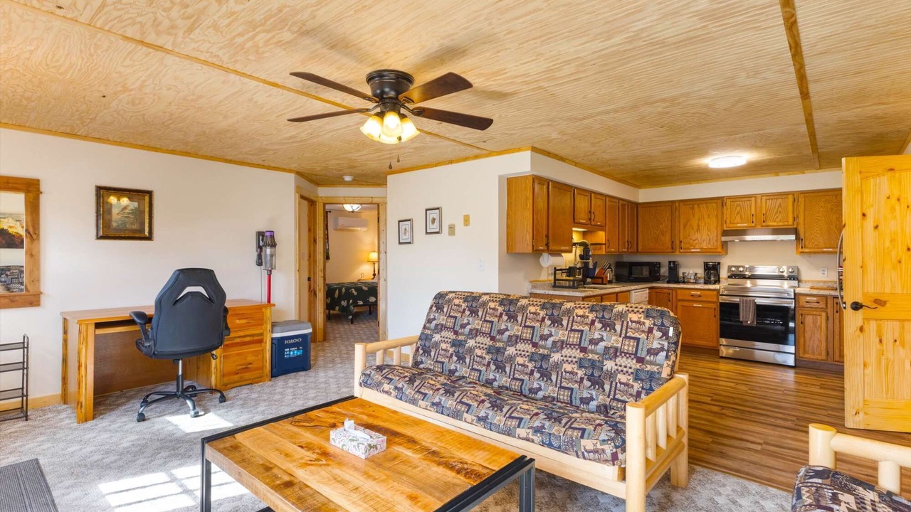 Photo of Livingroom in Gardiner