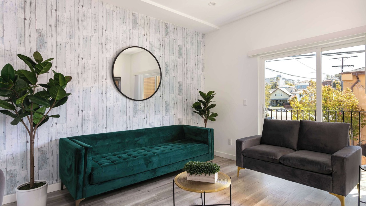 Photo of Livingroom in Westlake