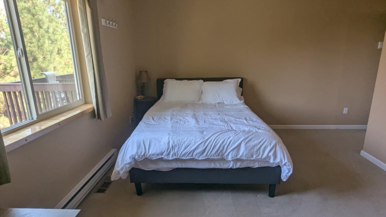 Photo of Bedroom in Troy