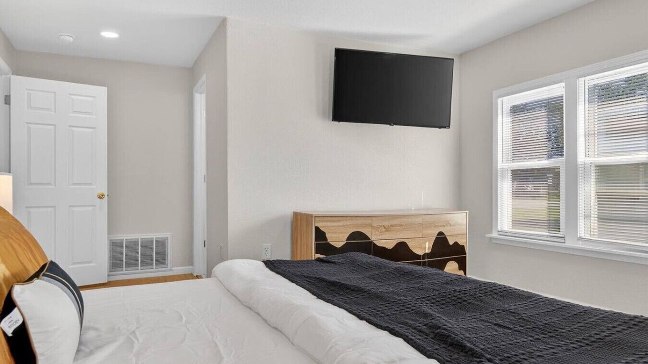 Photo of Bedroom in Bartlesville