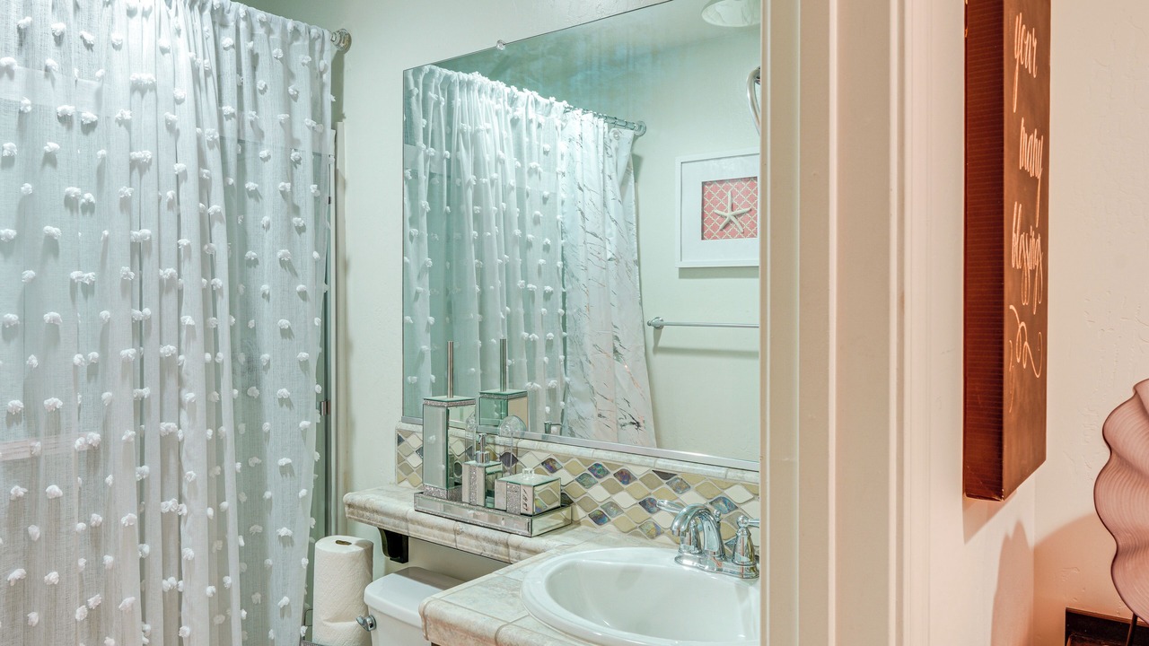 Photo of Bathroom in Rosedale