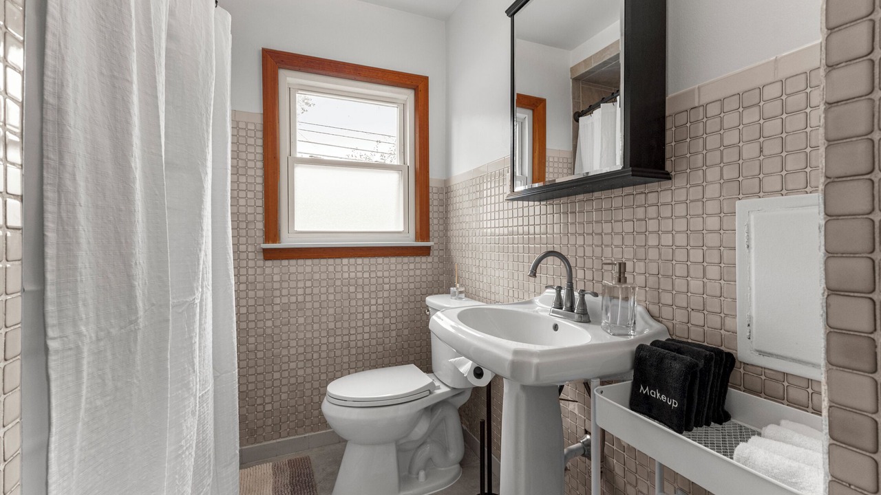 Photo of Bathroom in Royal Oak