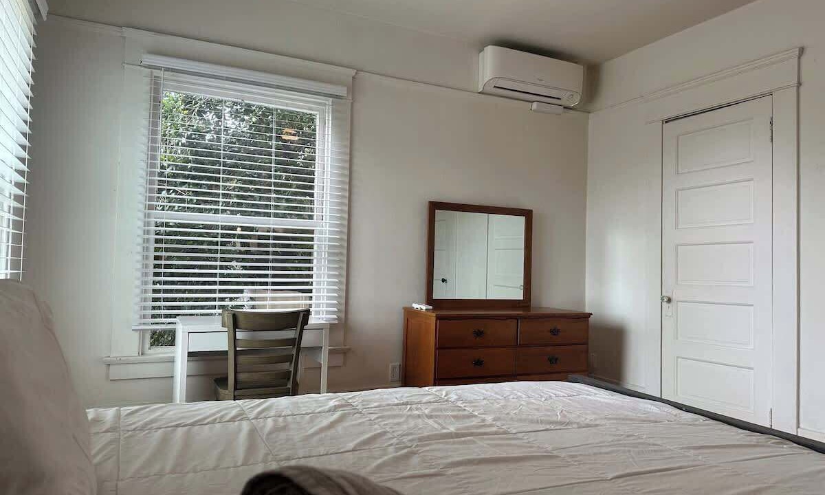 Photo of Bedroom in Golden Hill