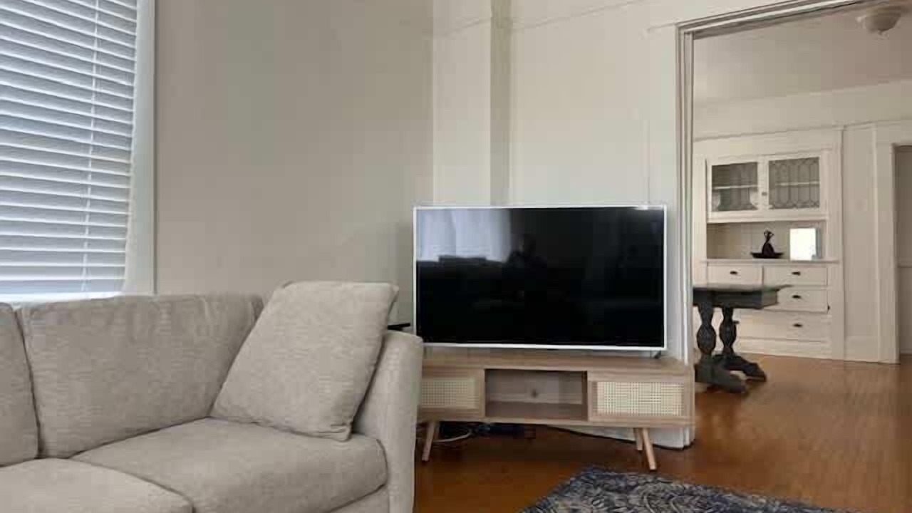 Photo of Livingroom in Golden Hill