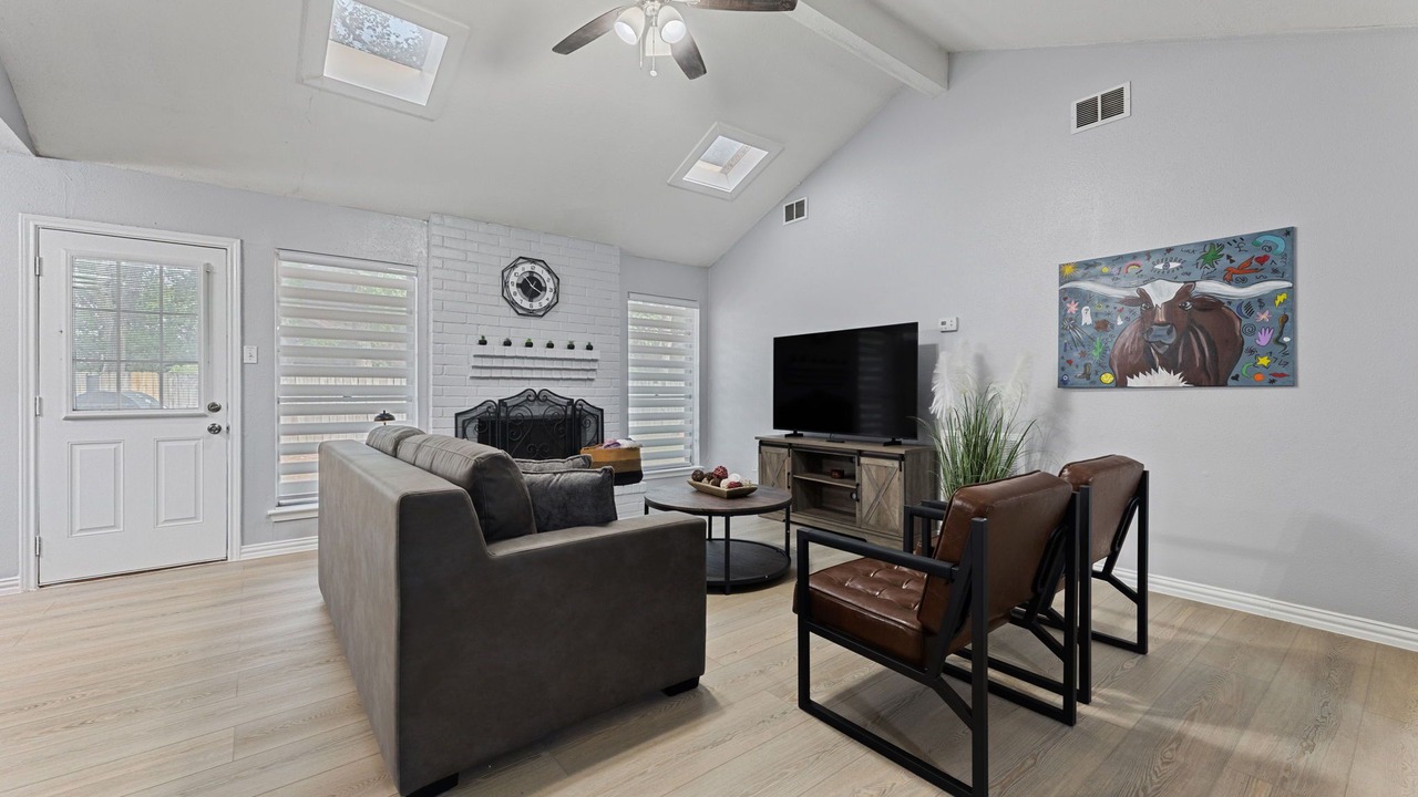 Photo of Livingroom in Atascocita