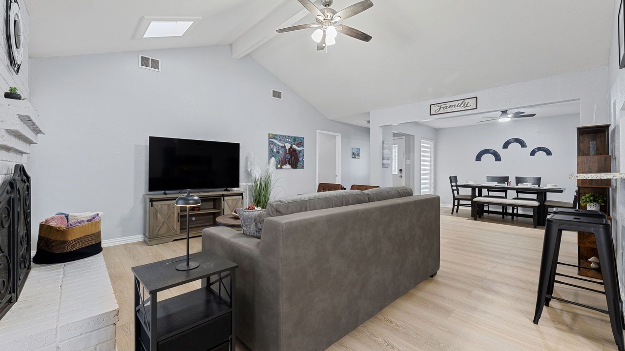 Photo of Livingroom in Atascocita