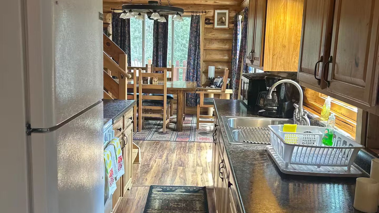Photo of Kitchen in Cooke City-Silver Gate