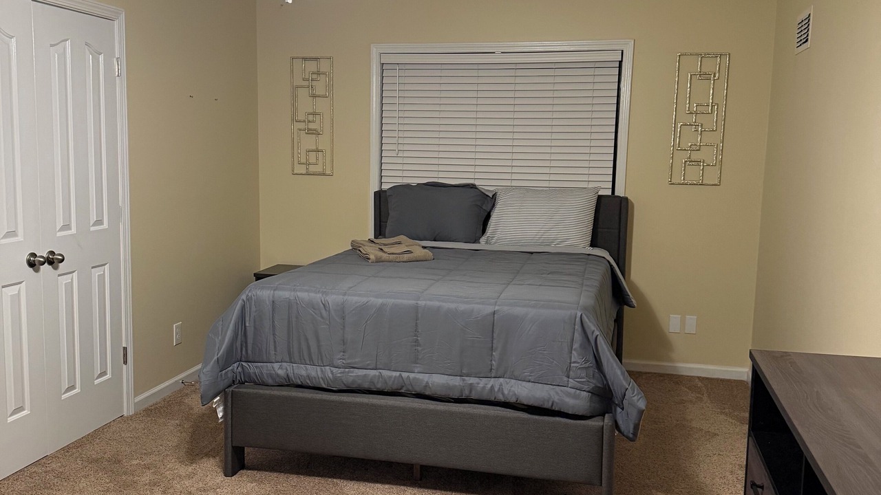 Photo of Bedroom in Gavin