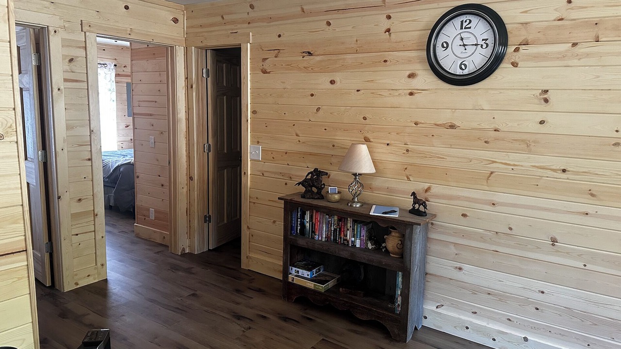 Photo of Livingroom in Cooke City-Silver Gate