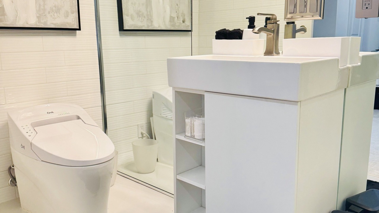 Photo of Bathroom in Memorial
