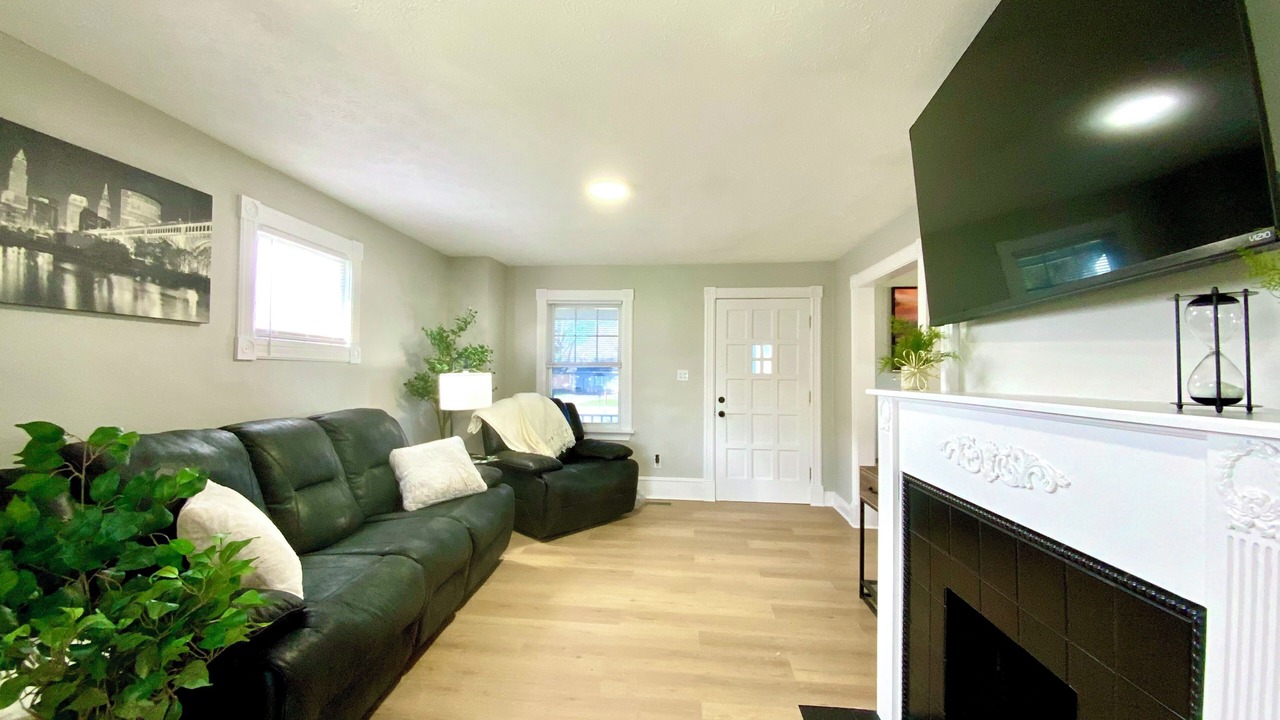 Photo of Livingroom in Mentor