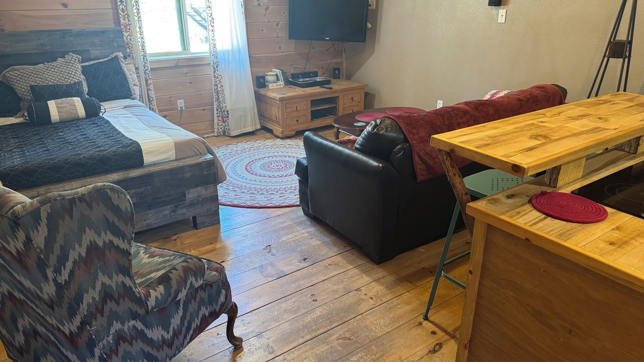 Photo of Bedroom in Casper Mountain