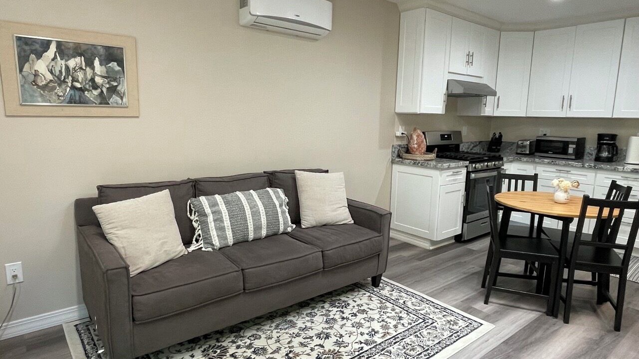 Photo of Livingroom in La Crescenta
