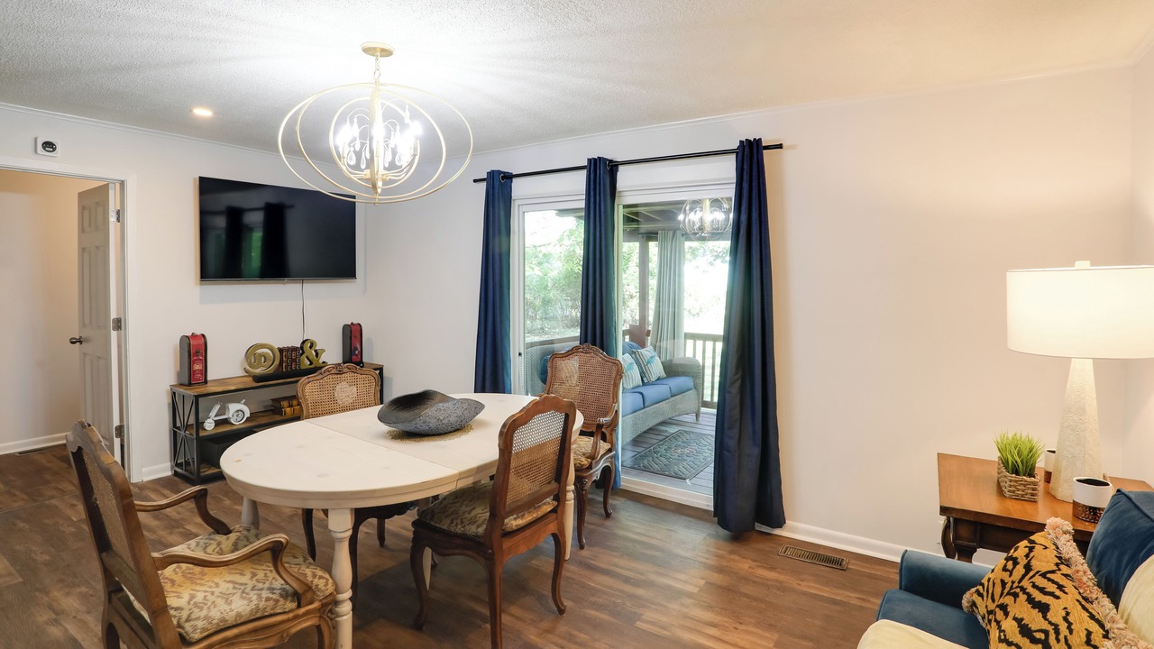 Photo of Livingroom in Greenwood
