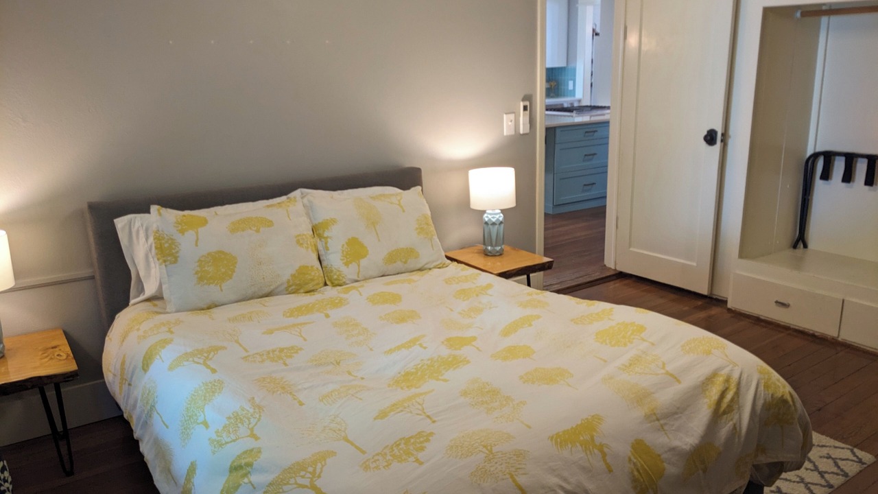 Photo of Bedroom in Sunset