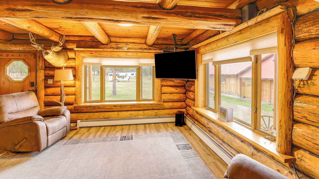 Photo of Livingroom in Seeley Lake