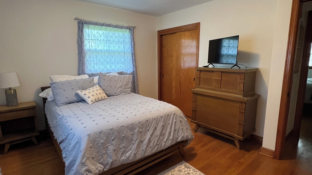 Photo of Bedroom in Jeffersonville - Clarksville