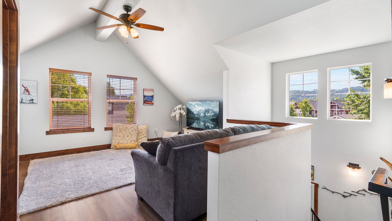 Photo of Livingroom in Dover Bay