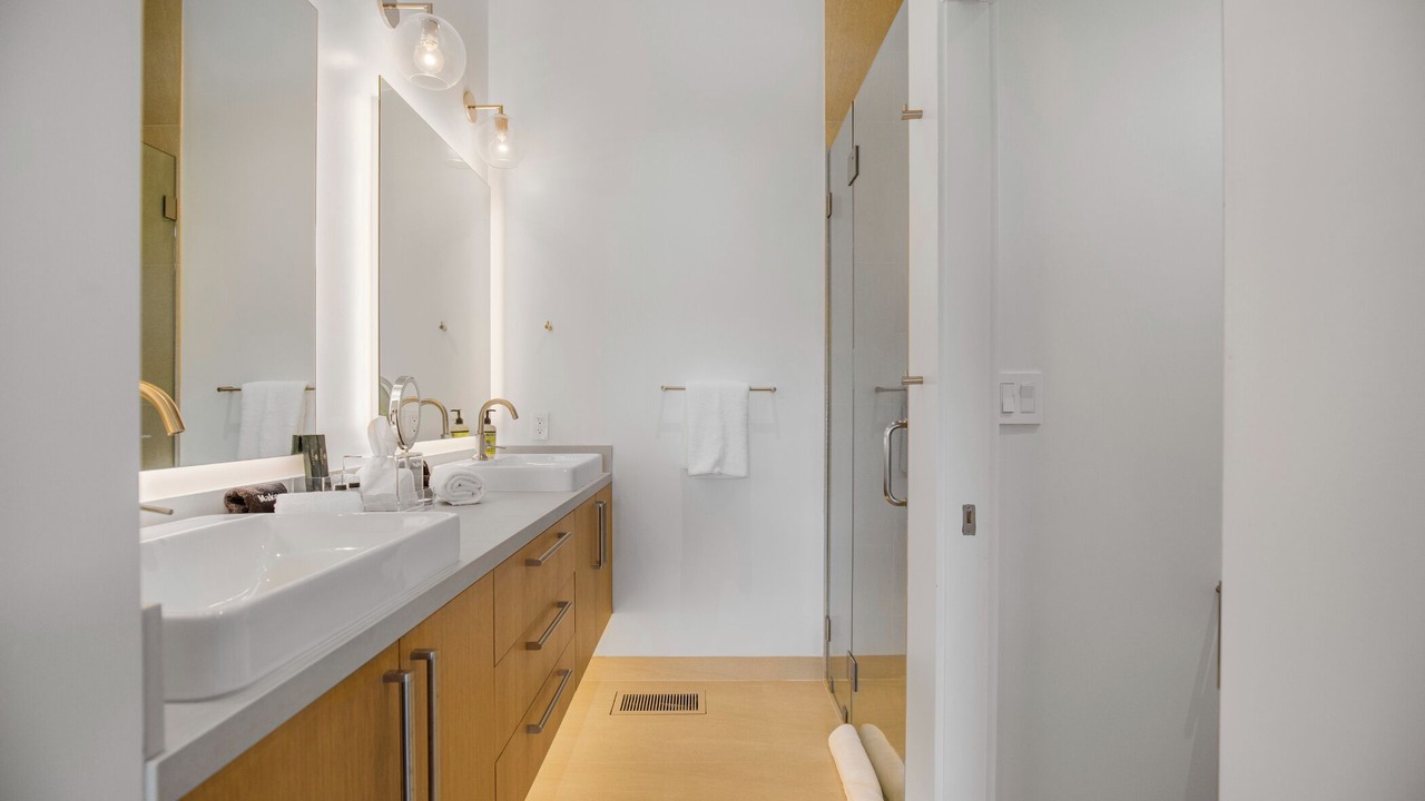 Photo of Bathroom in Malibu