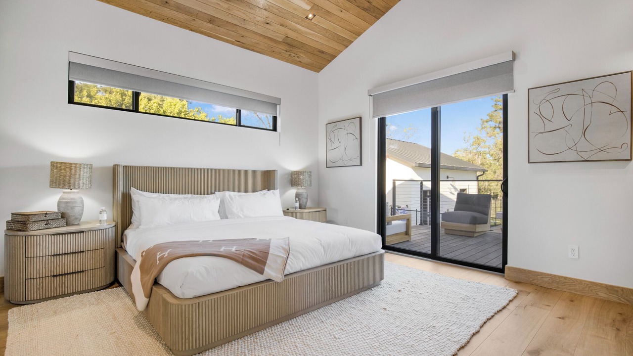 Photo of Bedroom in Malibu