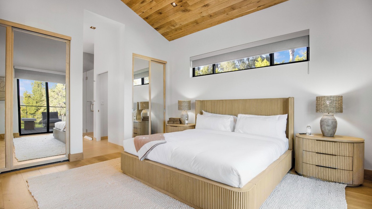 Photo of Bedroom in Malibu