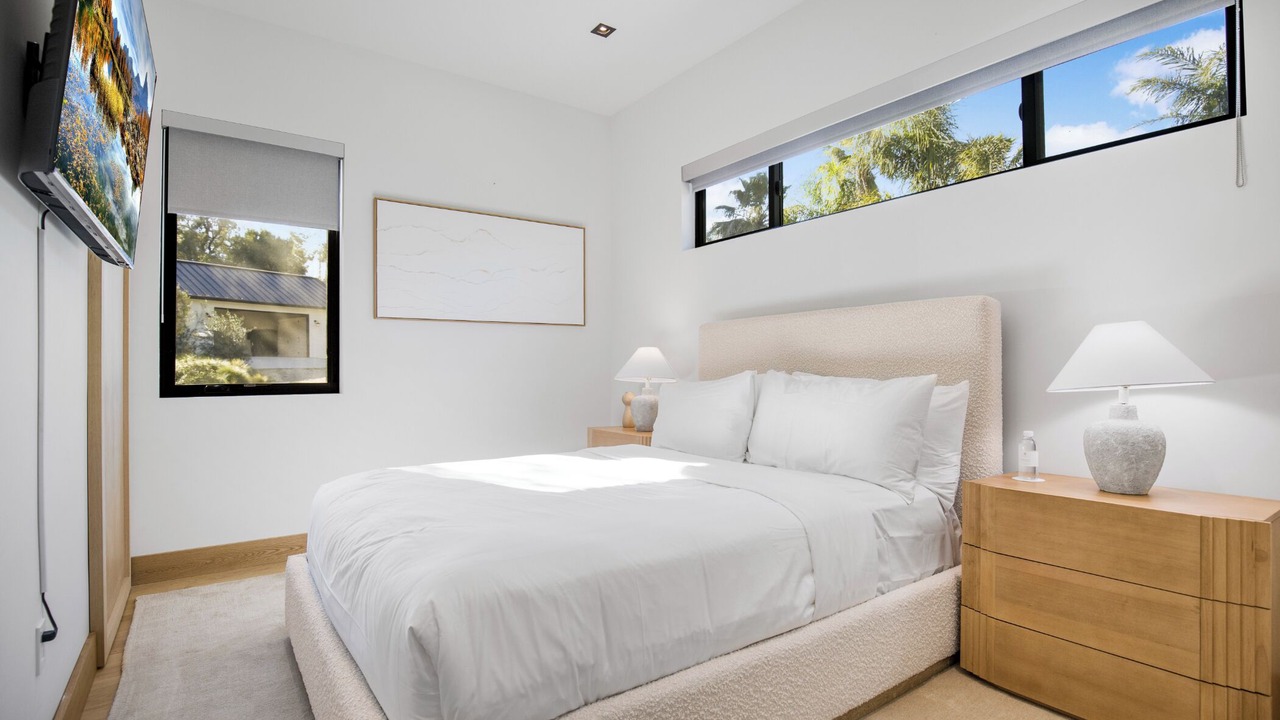 Photo of Bedroom in Malibu