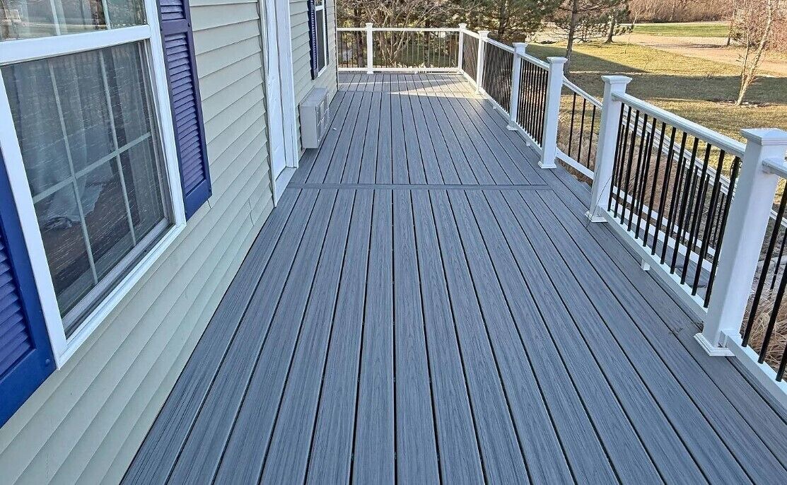 Photo of Patio Balcony in Kelleys Island