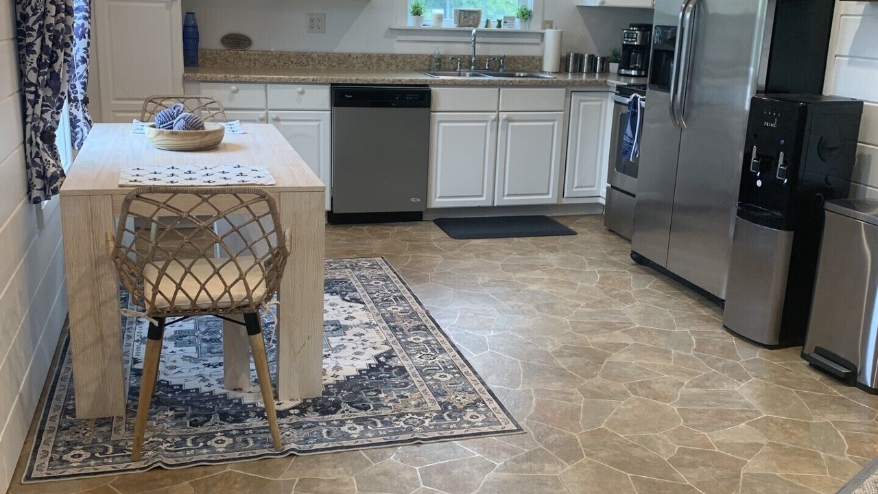 Photo of Kitchen in Kelleys Island