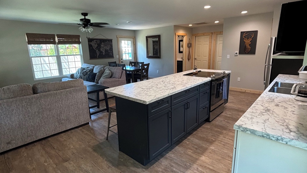 Photo of Livingroom in Ten Sleep